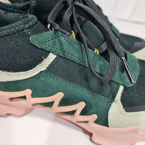 Ecco Biom Green and Pink Sneakers - Picture 7 of 11